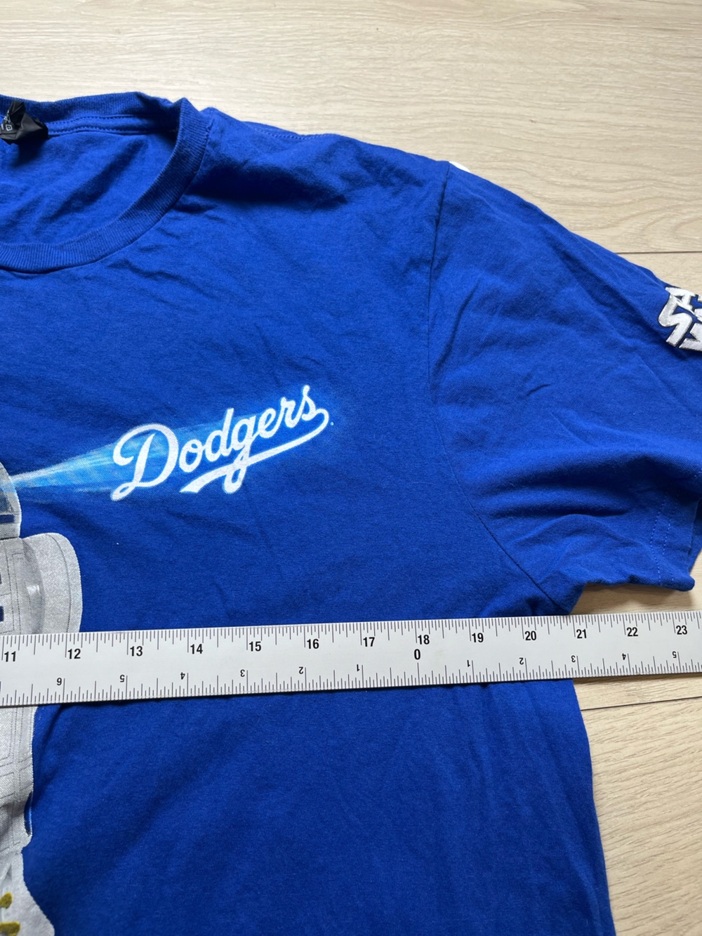 2013 Los Angeles Dodgers Star Wars Night R2-D2 promotional T-shirt Men’s XL - Picture 4 of 9